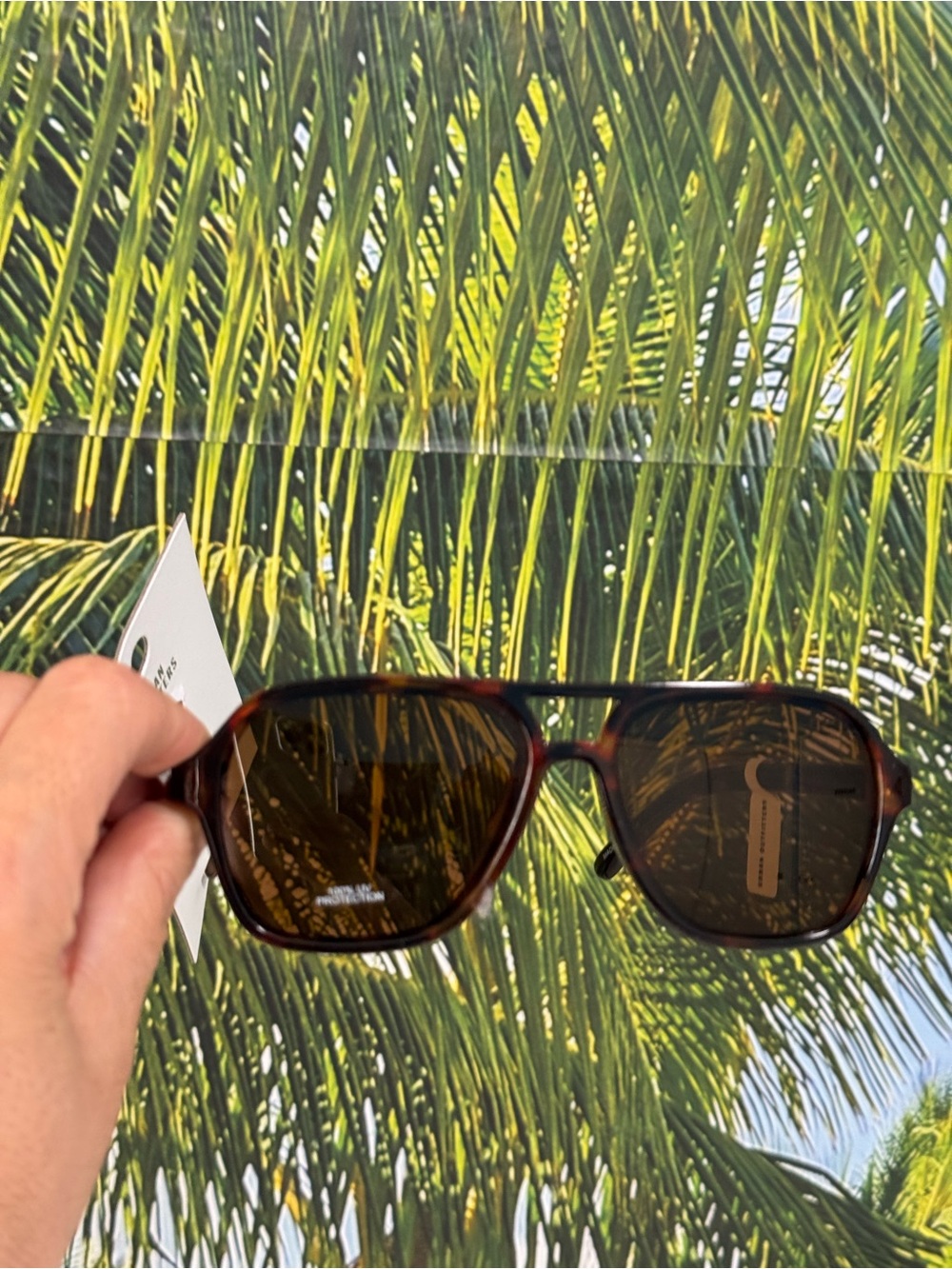 Urban Outfitters essential aviator Tortoiseshell Brown Sunglasses - Picture 12 of 16